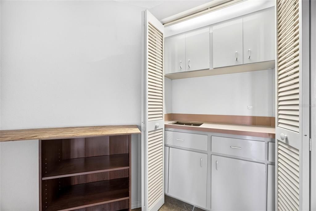 For Sale: $319,900 (3 beds, 2 baths, 1834 Square Feet)