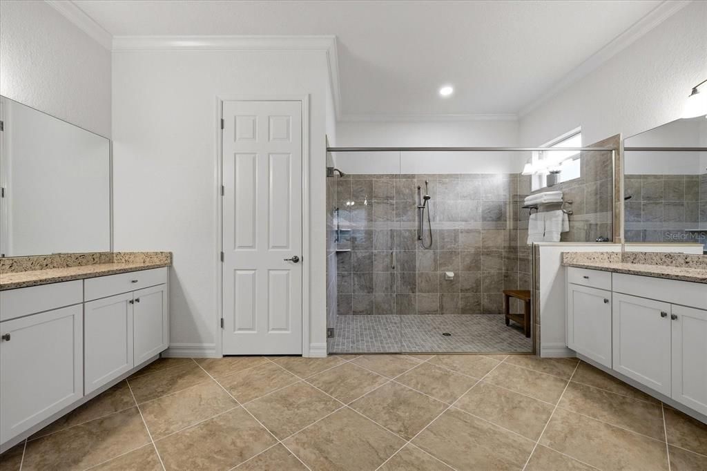 For Sale: $855,000 (3 beds, 3 baths, 2448 Square Feet)