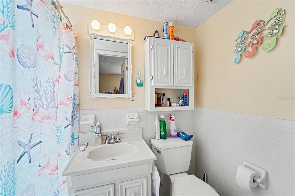 For Sale: $327,000 (3 beds, 2 baths, 1454 Square Feet)
