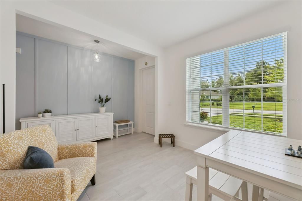 En Venta: $729,900 (4 camas, 3 baños, 2100 Pies cuadrados)
