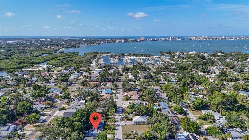 For Rent: $2,500 (2 beds, 2 baths, 1063 Square Feet)
