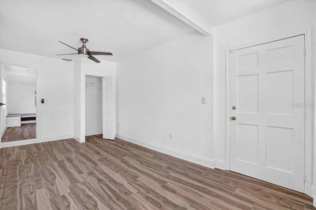 For Rent: $2,500 (2 beds, 2 baths, 1063 Square Feet)