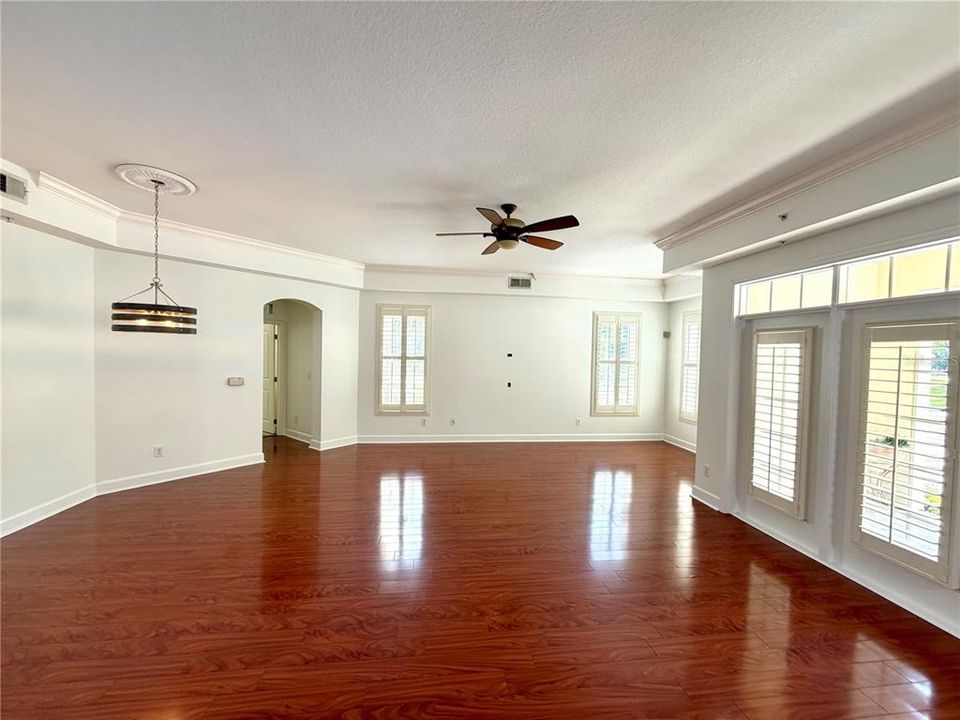 For Sale: $497,900 (3 beds, 2 baths, 1849 Square Feet)