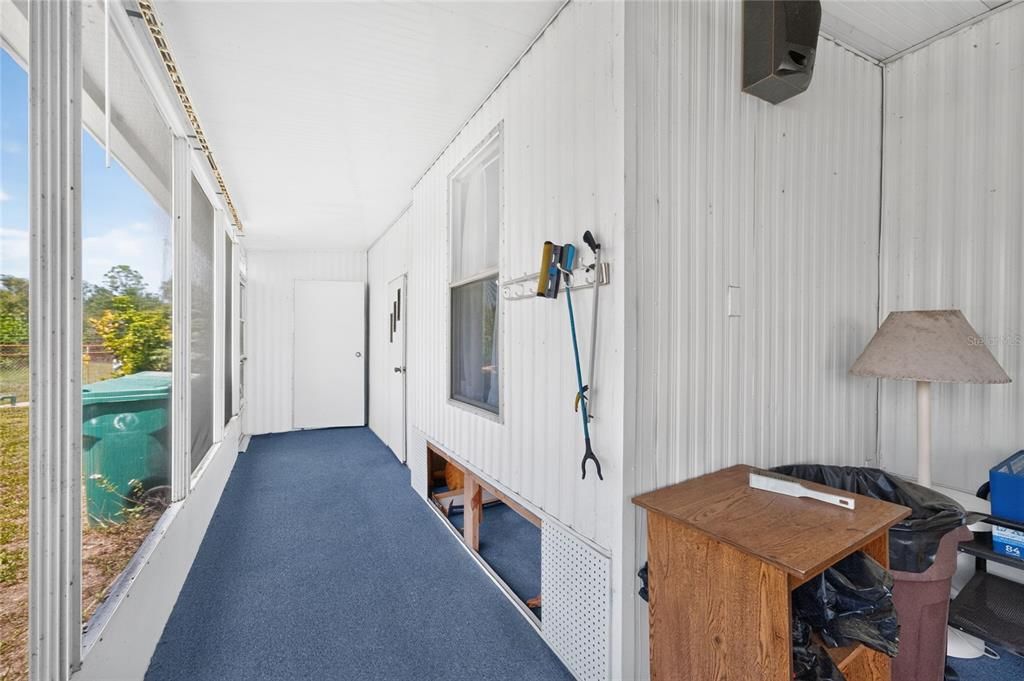 For Sale: $95,000 (2 beds, 1 baths, 624 Square Feet)