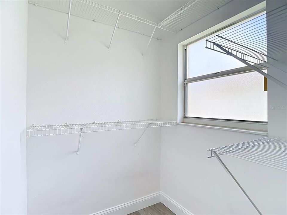 En Venta: $289,900 (3 camas, 2 baños, 1671 Pies cuadrados)