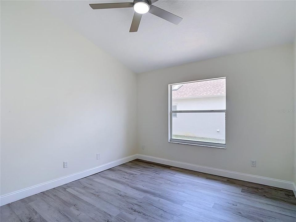 En Venta: $289,900 (3 camas, 2 baños, 1671 Pies cuadrados)