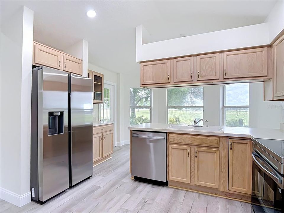 En Venta: $289,900 (3 camas, 2 baños, 1671 Pies cuadrados)