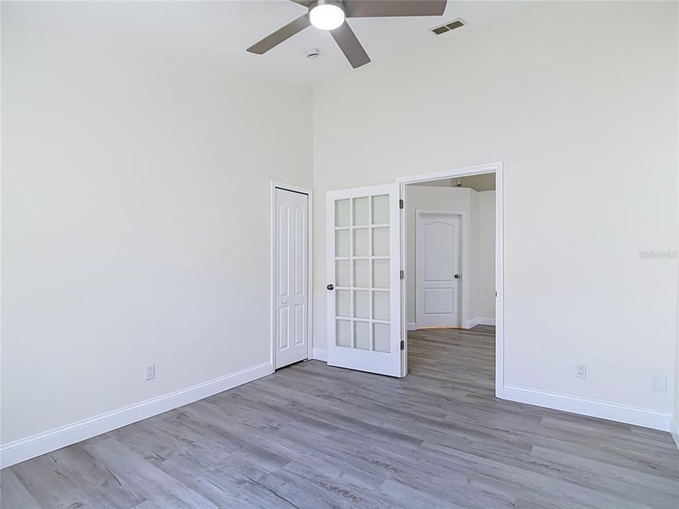 En Venta: $289,900 (3 camas, 2 baños, 1671 Pies cuadrados)