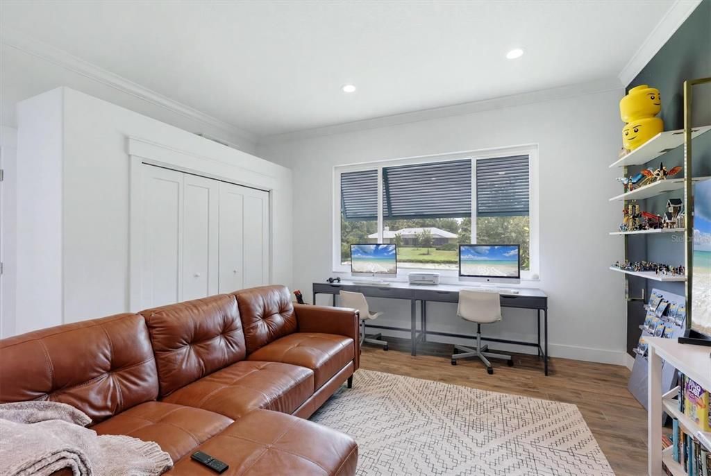 For Sale: $969,000 (4 beds, 3 baths, 2962 Square Feet)