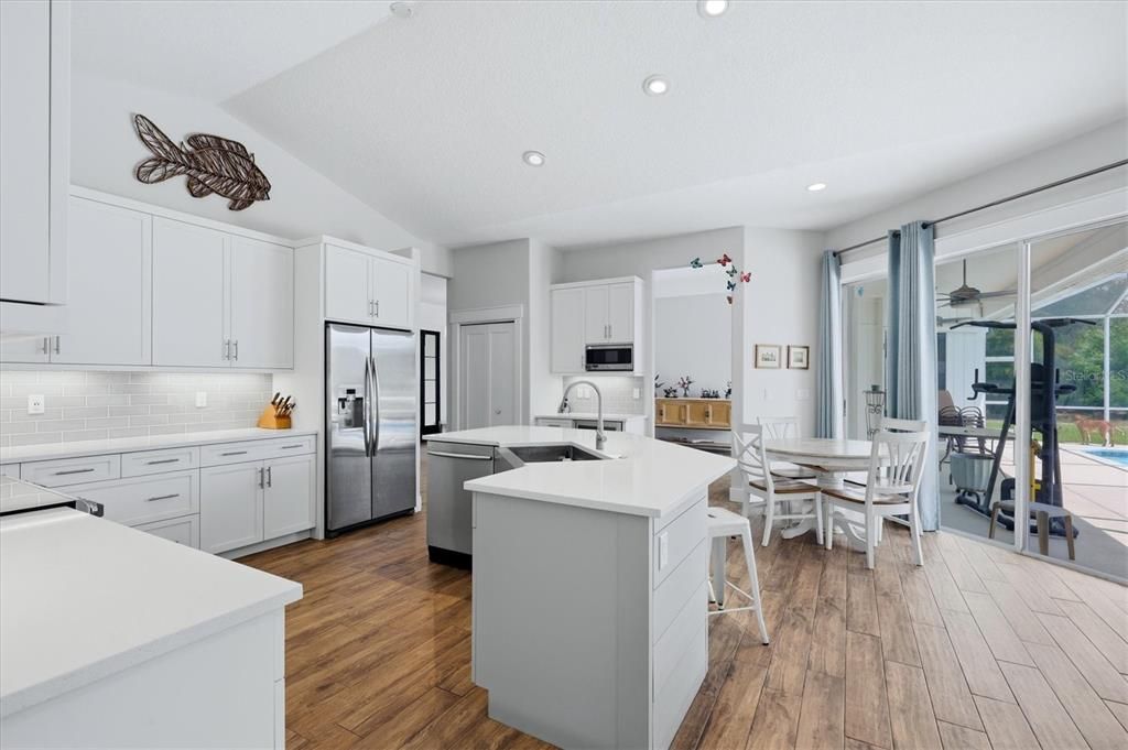 For Sale: $969,000 (4 beds, 3 baths, 2962 Square Feet)
