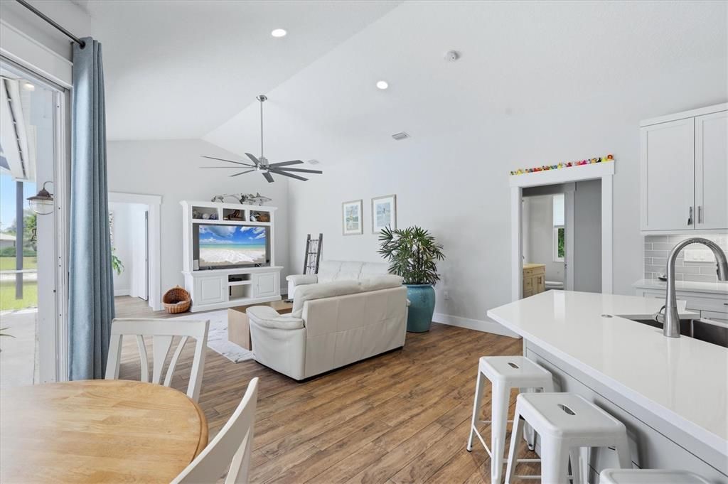 For Sale: $969,000 (4 beds, 3 baths, 2962 Square Feet)