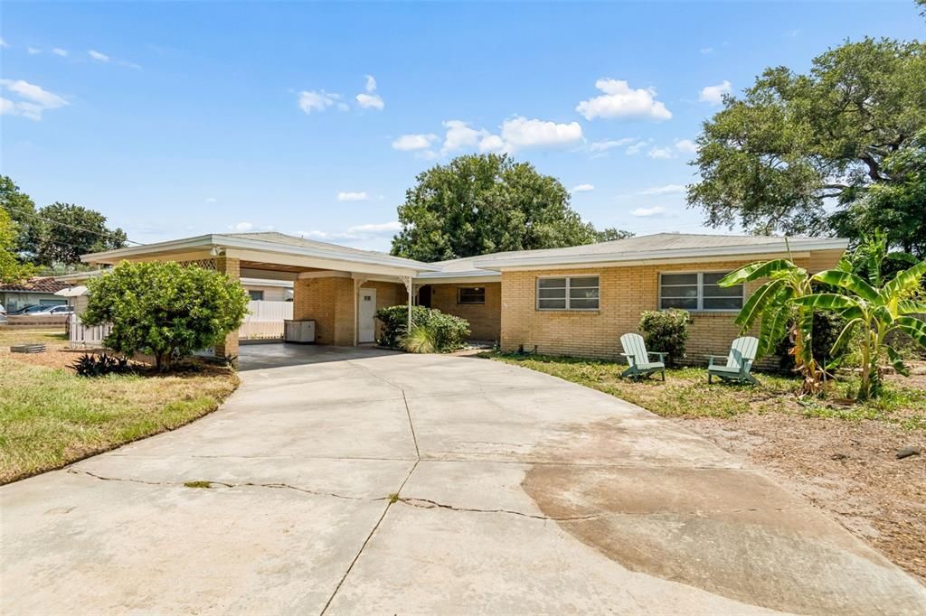 For Sale: $640,000 (3 beds, 2 baths, 1707 Square Feet)