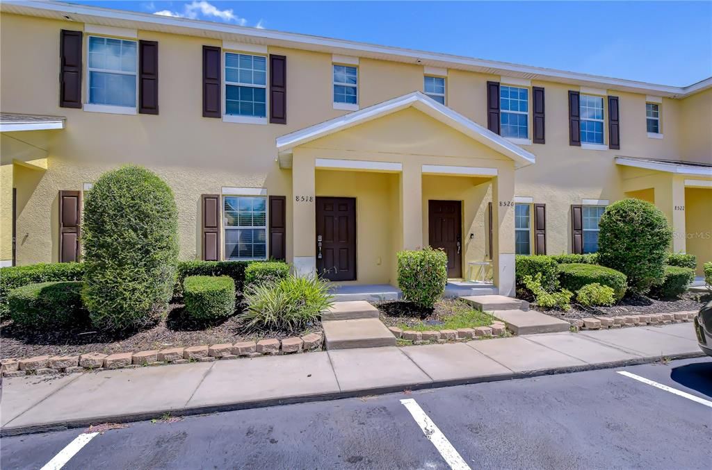 For Sale: $205,000 (2 beds, 2 baths, 1054 Square Feet)