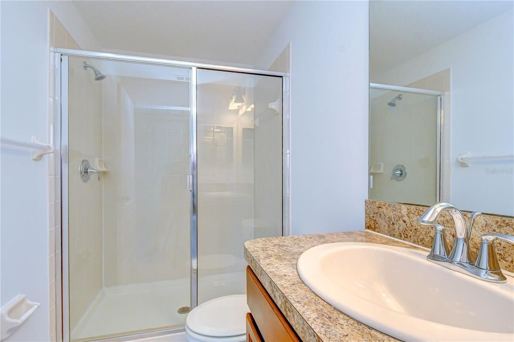 For Sale: $205,000 (2 beds, 2 baths, 1054 Square Feet)