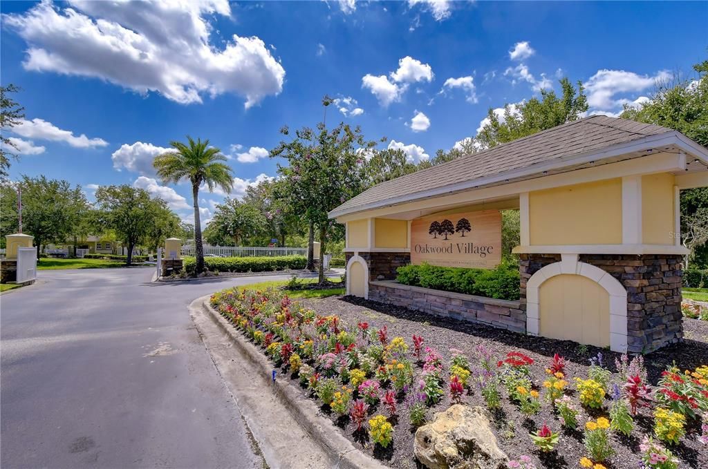 For Sale: $205,000 (2 beds, 2 baths, 1054 Square Feet)