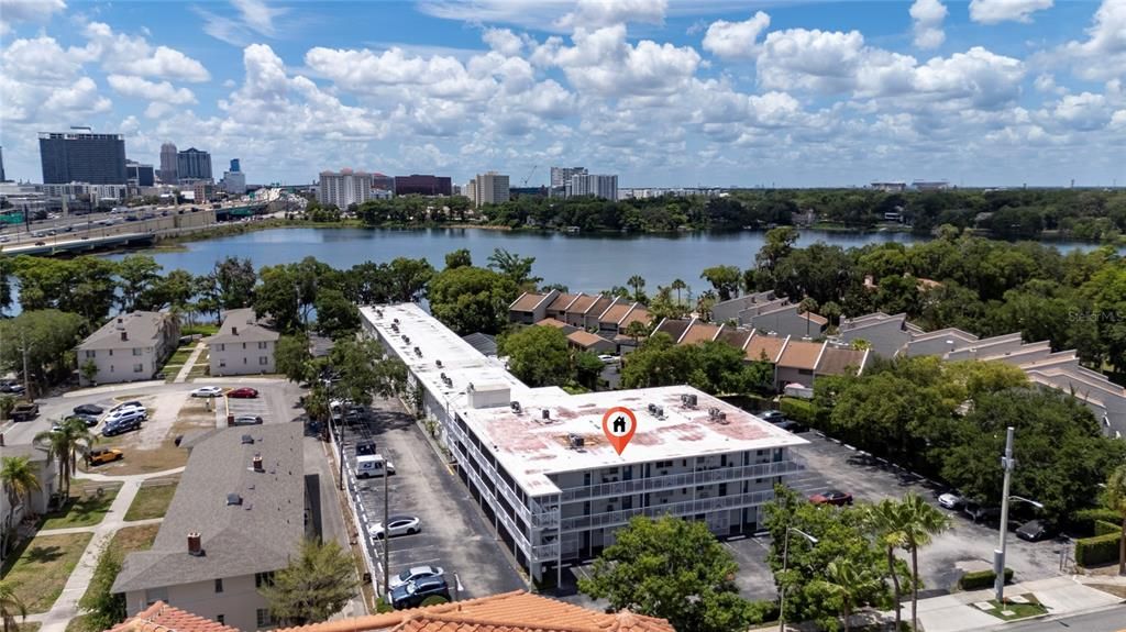 For Sale: $240,000 (2 beds, 1 baths, 1111 Square Feet)