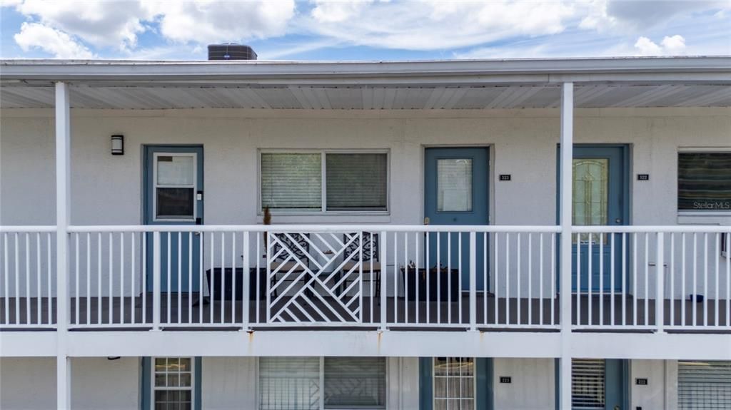 For Sale: $240,000 (2 beds, 1 baths, 1111 Square Feet)