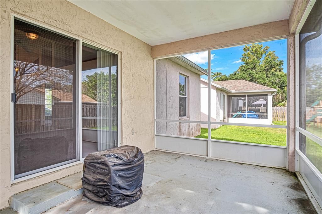 For Sale: $259,000 (3 beds, 2 baths, 1249 Square Feet)