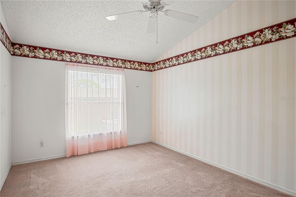 For Sale: $259,000 (3 beds, 2 baths, 1249 Square Feet)