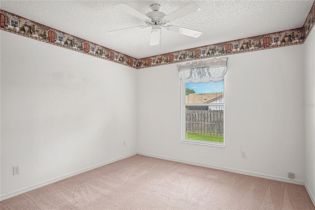 For Sale: $259,000 (3 beds, 2 baths, 1249 Square Feet)