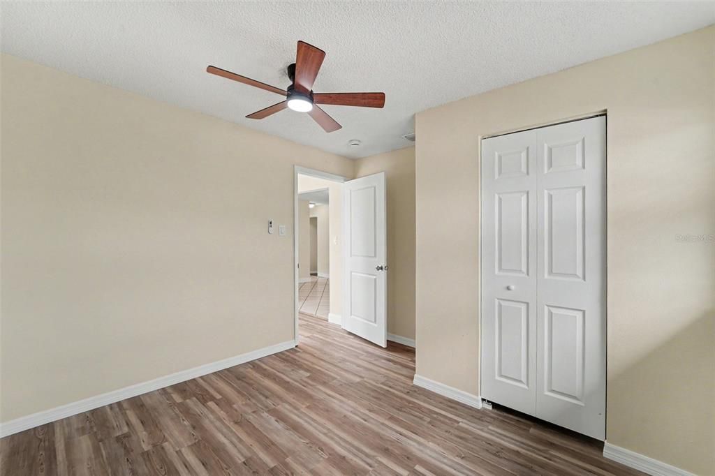 For Sale: $284,900 (3 beds, 2 baths, 1356 Square Feet)