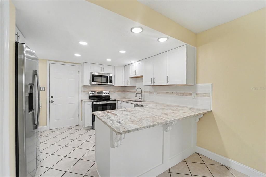 For Sale: $284,900 (3 beds, 2 baths, 1356 Square Feet)
