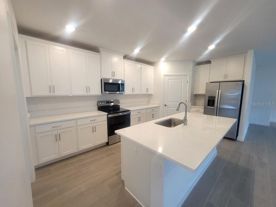 En Renta: $2,595 (2 camas, 2 baños, 1613 Pies cuadrados)
