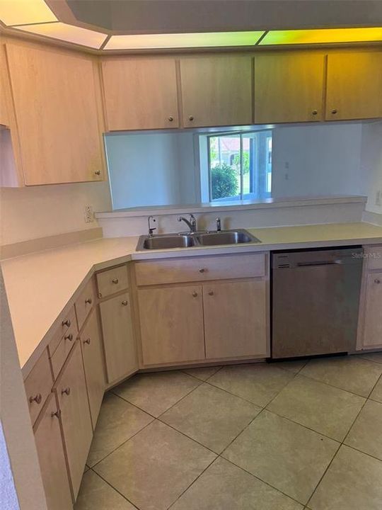 For Rent: $1,795 (3 beds, 2 baths, 1515 Square Feet)