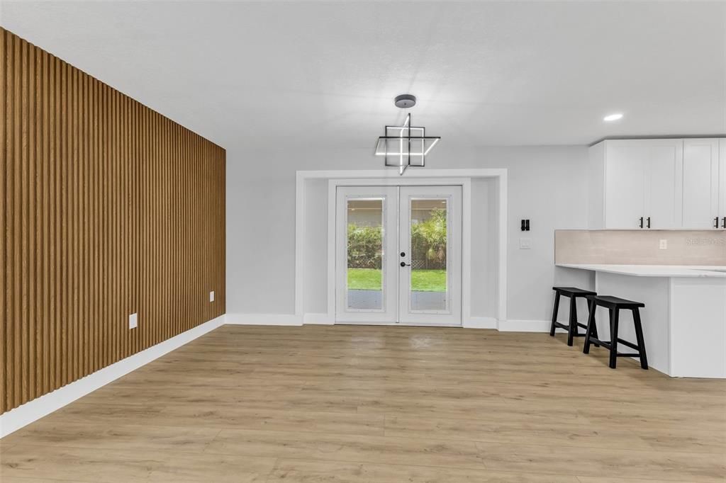 На продажу: $399,000 (3 спален, 2 ванн, 1627 Квадратных фут)