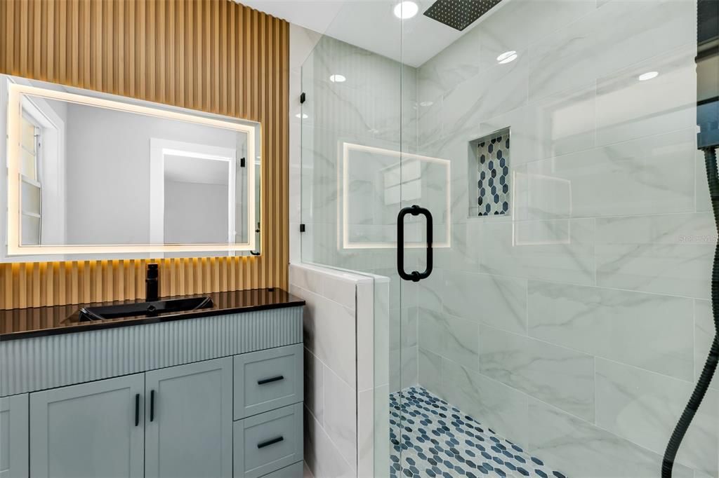 На продажу: $399,000 (3 спален, 2 ванн, 1627 Квадратных фут)