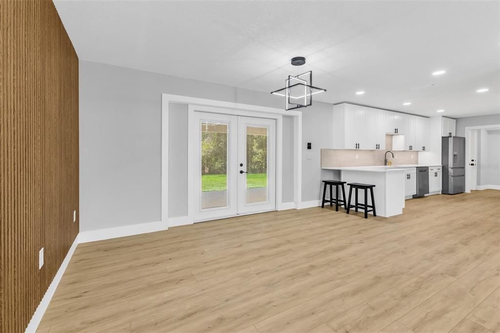 На продажу: $399,000 (3 спален, 2 ванн, 1627 Квадратных фут)