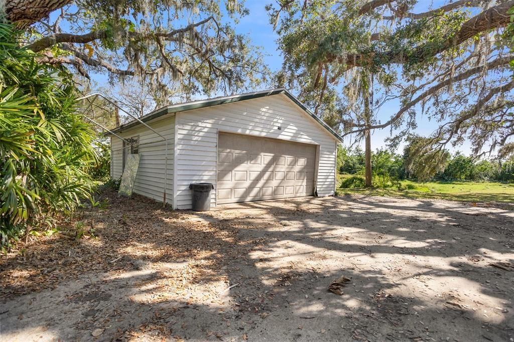 For Rent: $4,500 (2 beds, 2 baths, 2409 Square Feet)