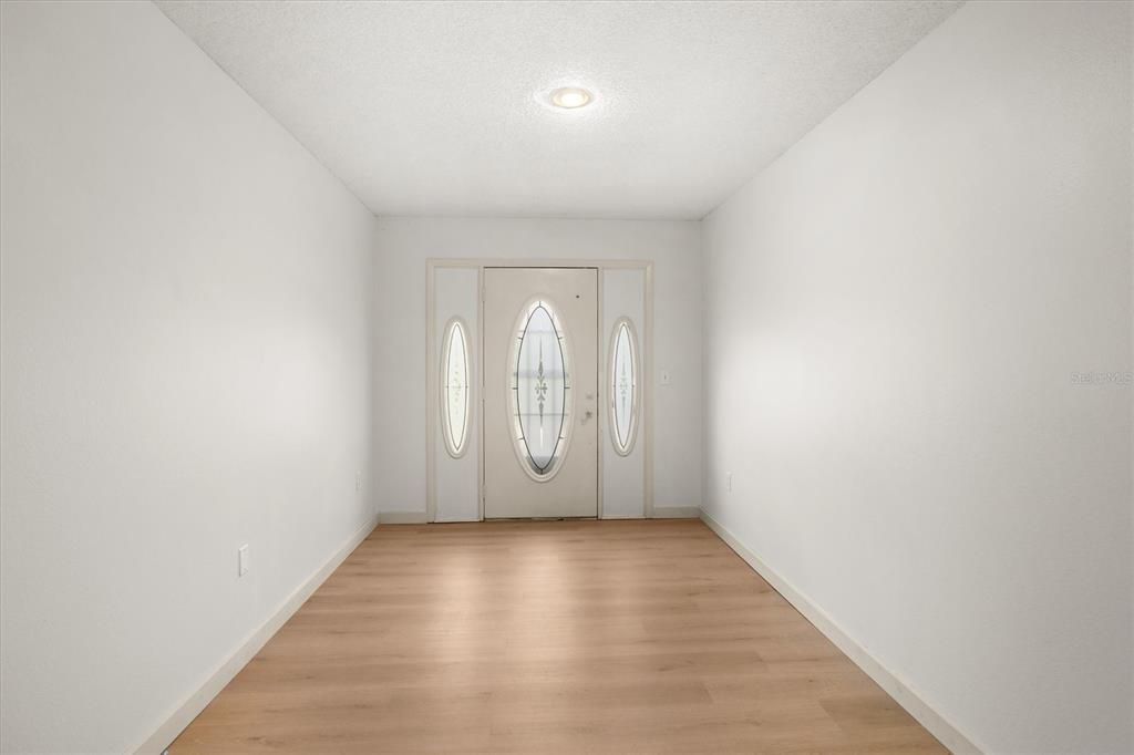 For Rent: $4,500 (2 beds, 2 baths, 2409 Square Feet)