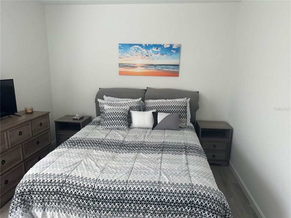 For Sale: $343,000 (4 beds, 2 baths, 1650 Square Feet)