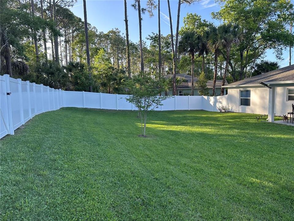 For Sale: $343,000 (4 beds, 2 baths, 1650 Square Feet)