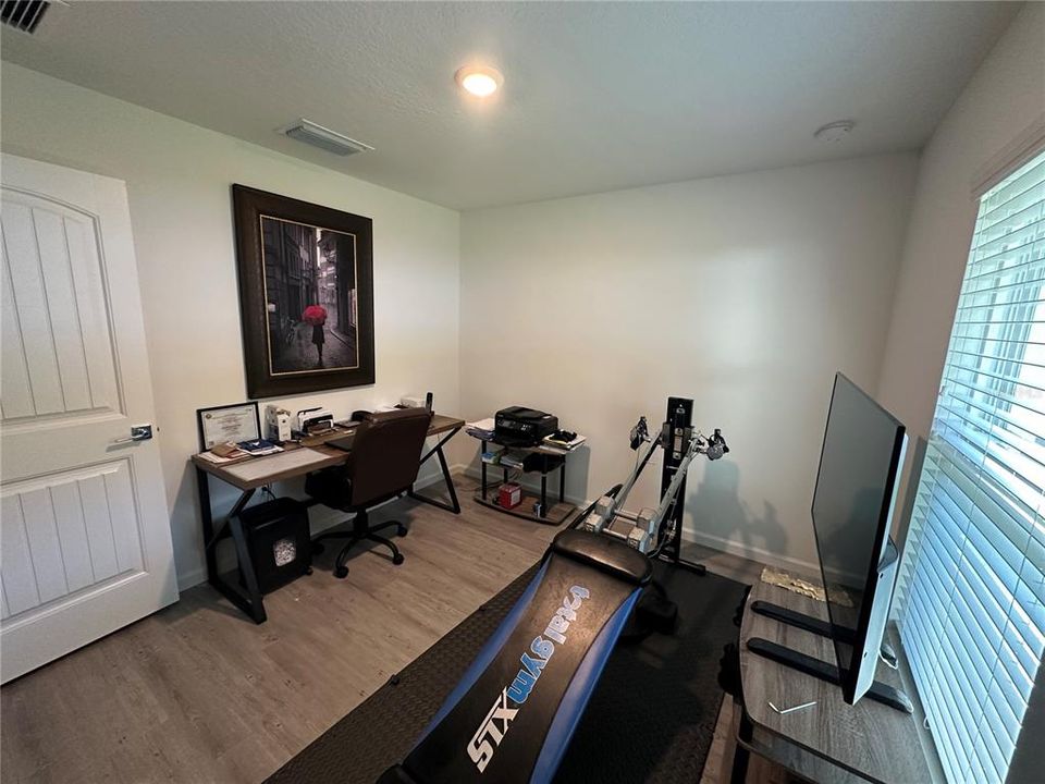 For Sale: $343,000 (4 beds, 2 baths, 1650 Square Feet)