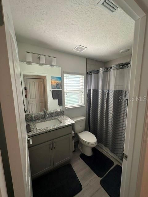For Sale: $343,000 (4 beds, 2 baths, 1650 Square Feet)