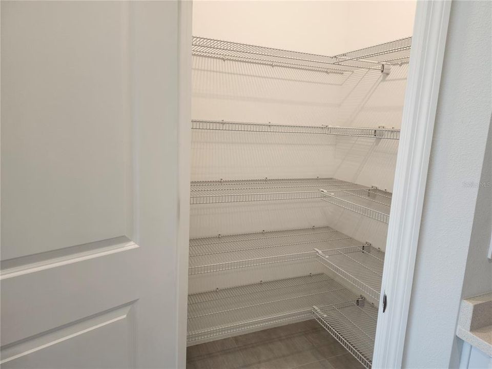 En Renta: $2,525 (4 camas, 2 baños, 1845 Pies cuadrados)
