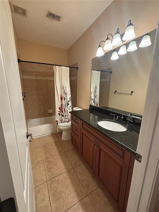 В аренду: $2,900 (3 спален, 2 ванн, 1711 Квадратных фут)