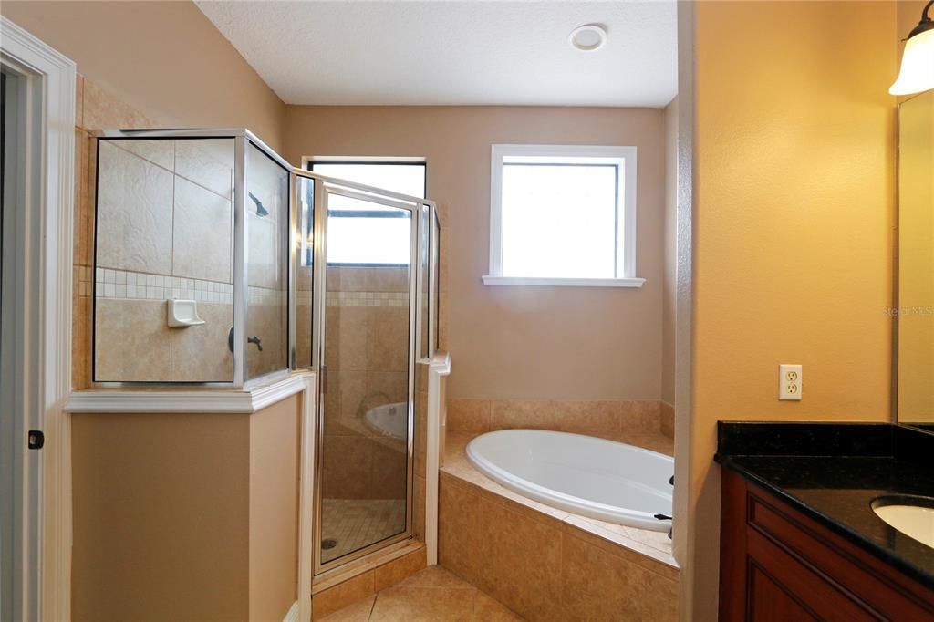 В аренду: $2,900 (3 спален, 2 ванн, 1711 Квадратных фут)