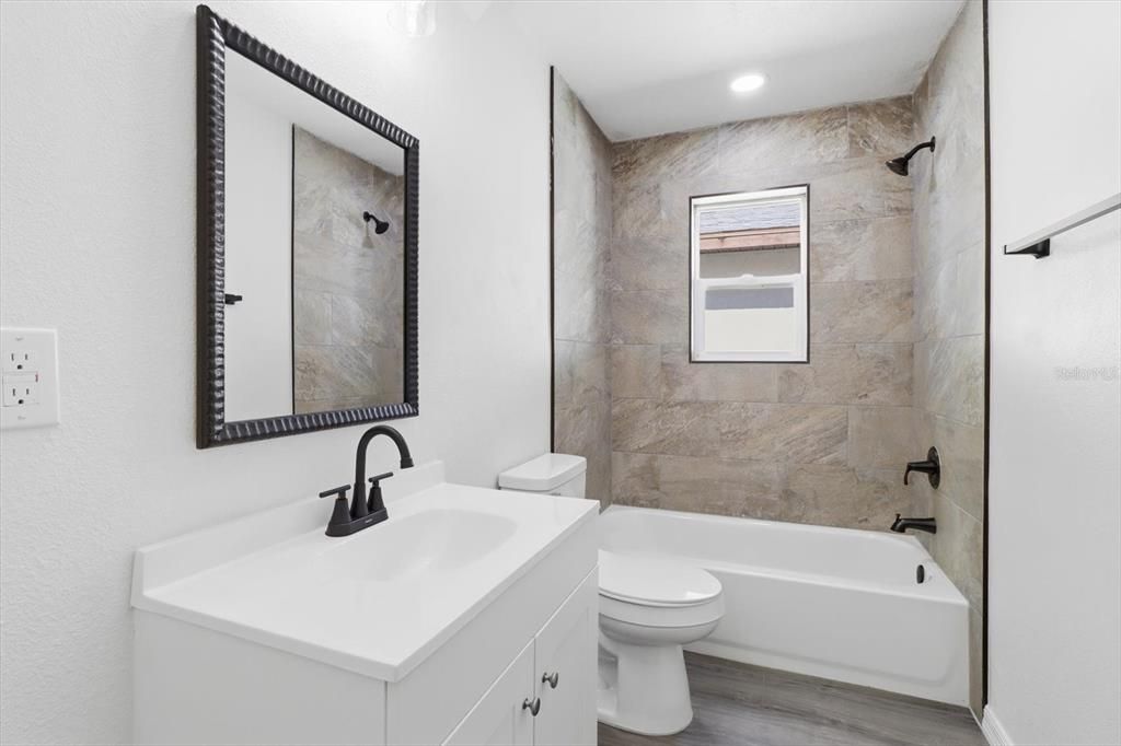 For Sale: $320,000 (3 beds, 2 baths, 1897 Square Feet)