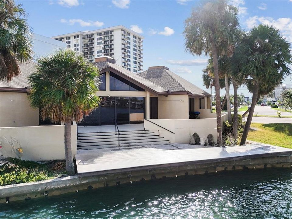 For Sale: $2,850,000 (0.75 acres)