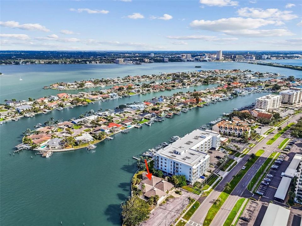 For Sale: $2,850,000 (0.75 acres)