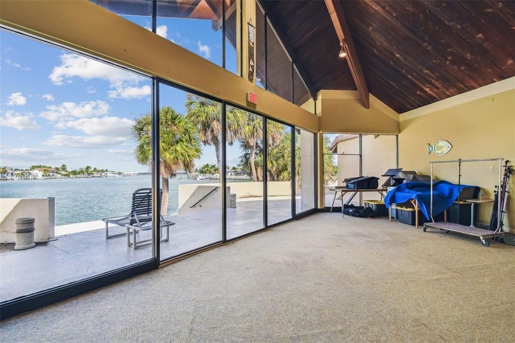 For Sale: $2,850,000 (0.75 acres)
