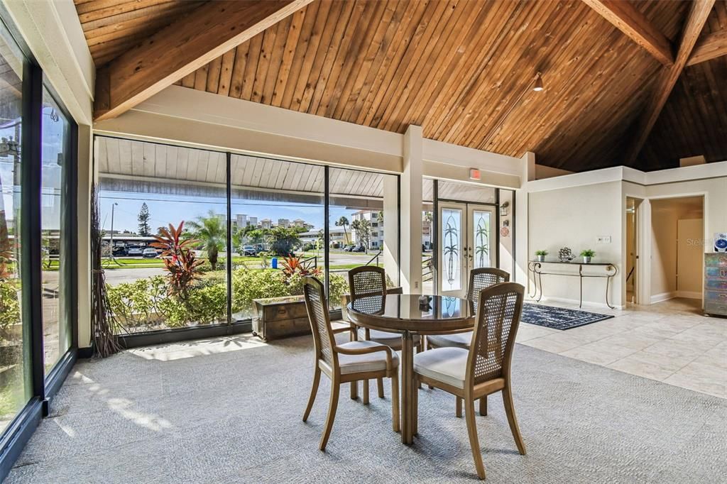 For Sale: $2,850,000 (0.75 acres)