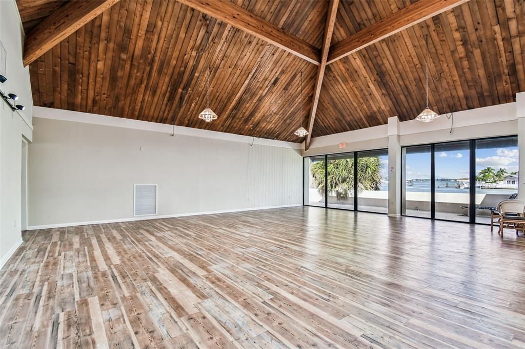 For Sale: $2,850,000 (0.75 acres)