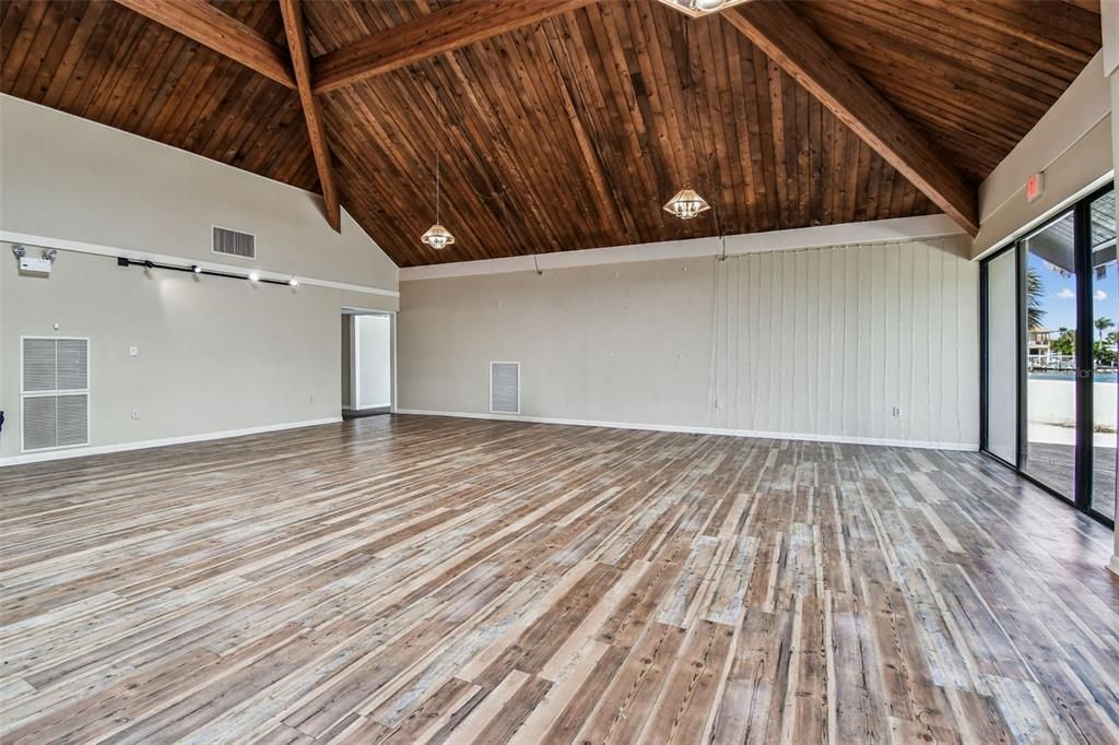 For Sale: $2,850,000 (0.75 acres)