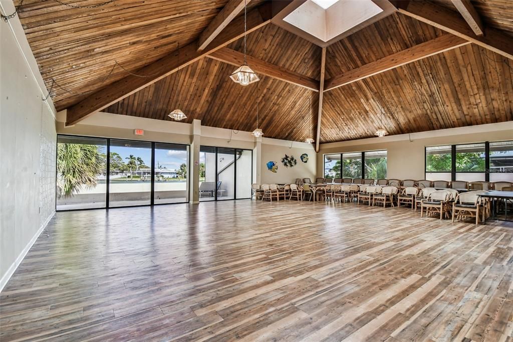 For Sale: $2,850,000 (0.75 acres)