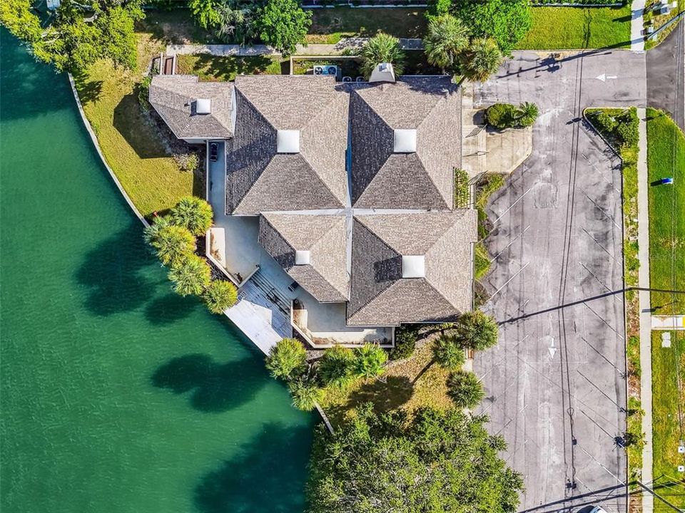 For Sale: $2,850,000 (0.75 acres)