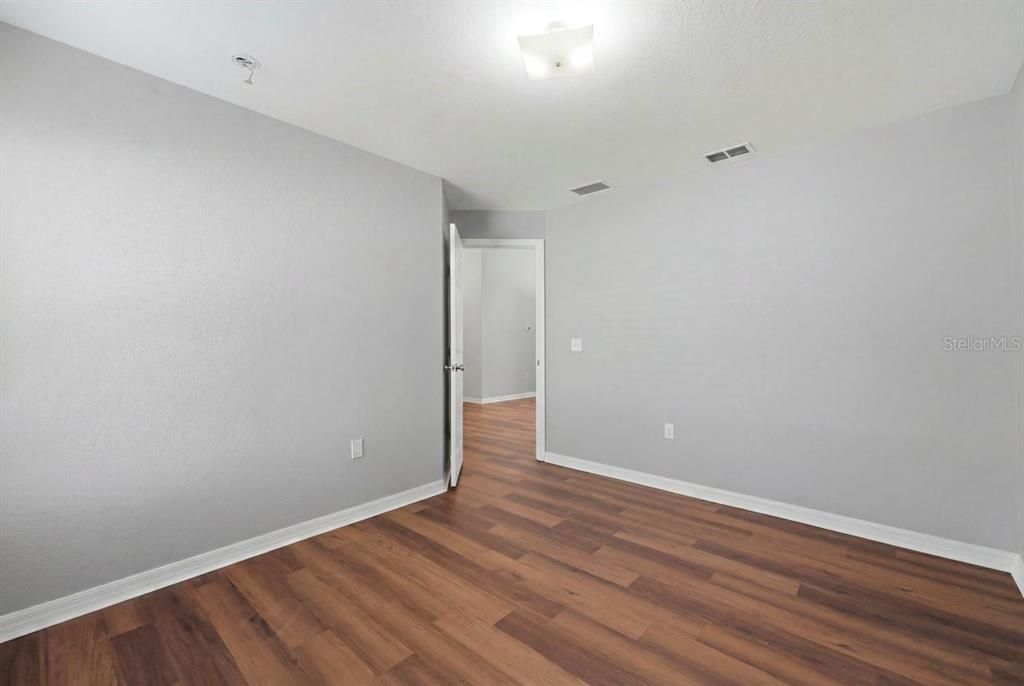 For Sale: $315,000 (4 beds, 2 baths, 1862 Square Feet)